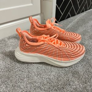 Women’s APL size 9.5 worn once! They are so cute but just too big for my feet.